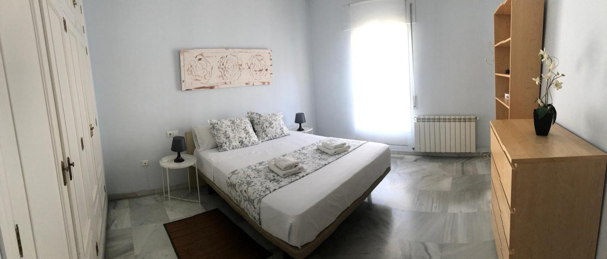 Santa Ana - Palacio Del Infantado Apartment *